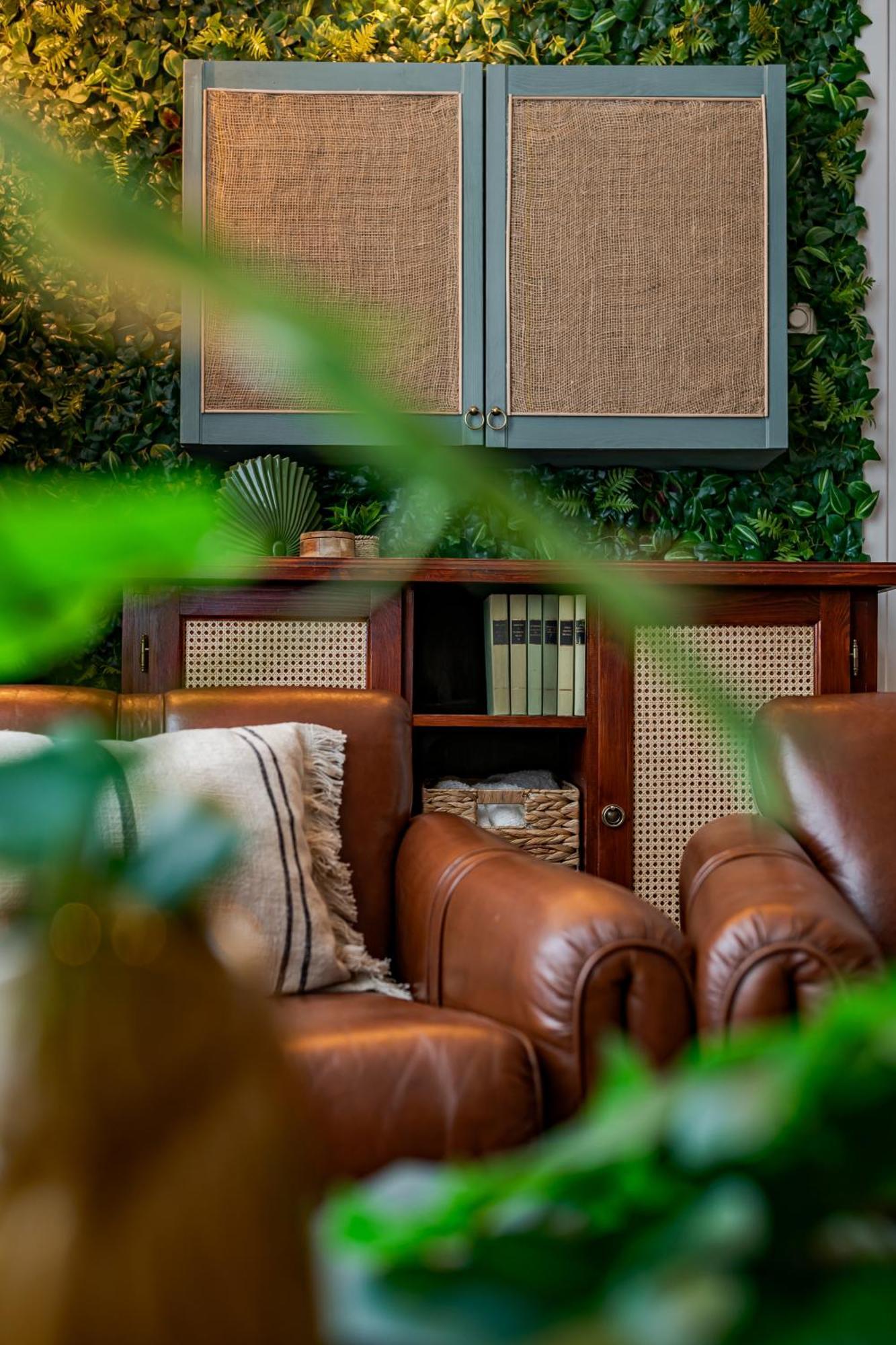 Jungle Aesthetics Downtown Apartman Aircon And Garage Parking Budapešť Exteriér fotografie