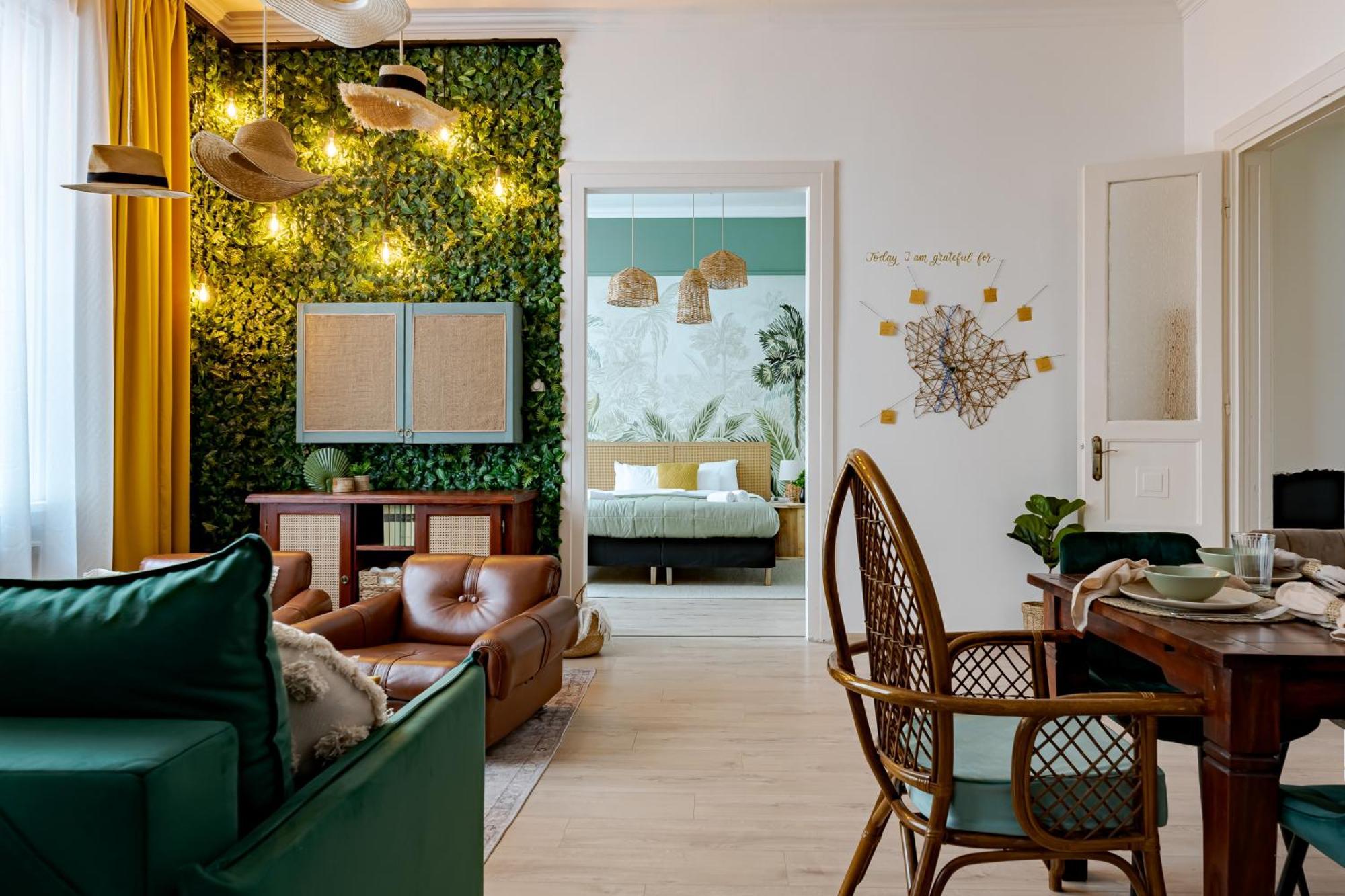 Jungle Aesthetics Downtown Apartman Aircon And Garage Parking Budapešť Exteriér fotografie