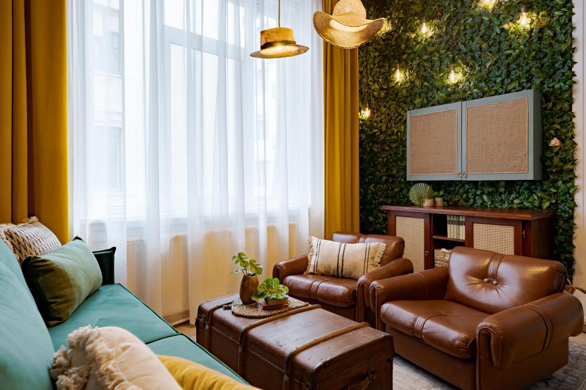Jungle Aesthetics Downtown Apartman Aircon And Garage Parking Budapešť Exteriér fotografie